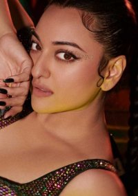 sonakshi sinha 4